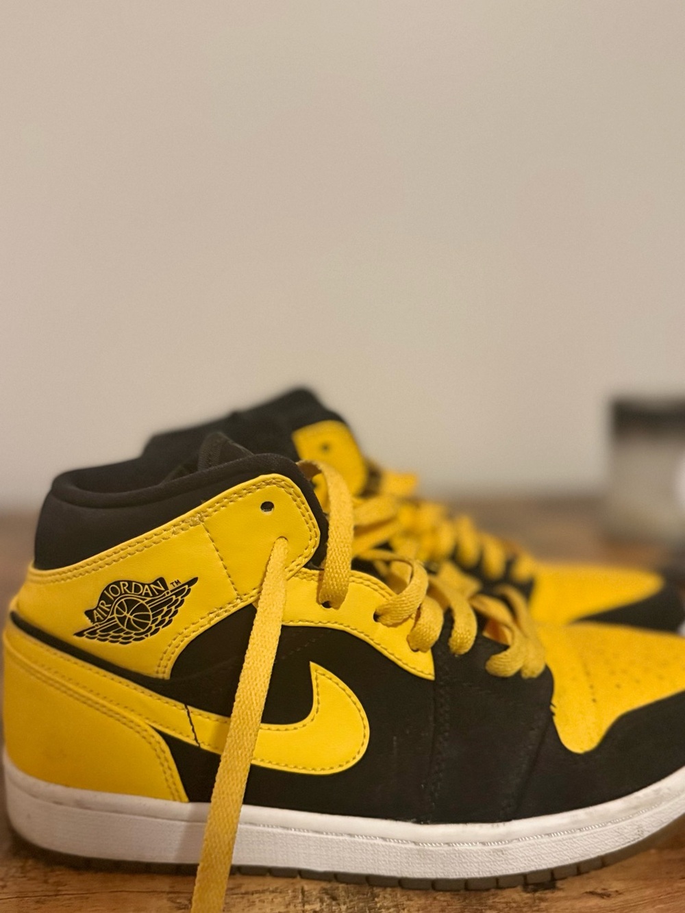 Jordan Kids Mid-Top Sneakers in Yellow and Black